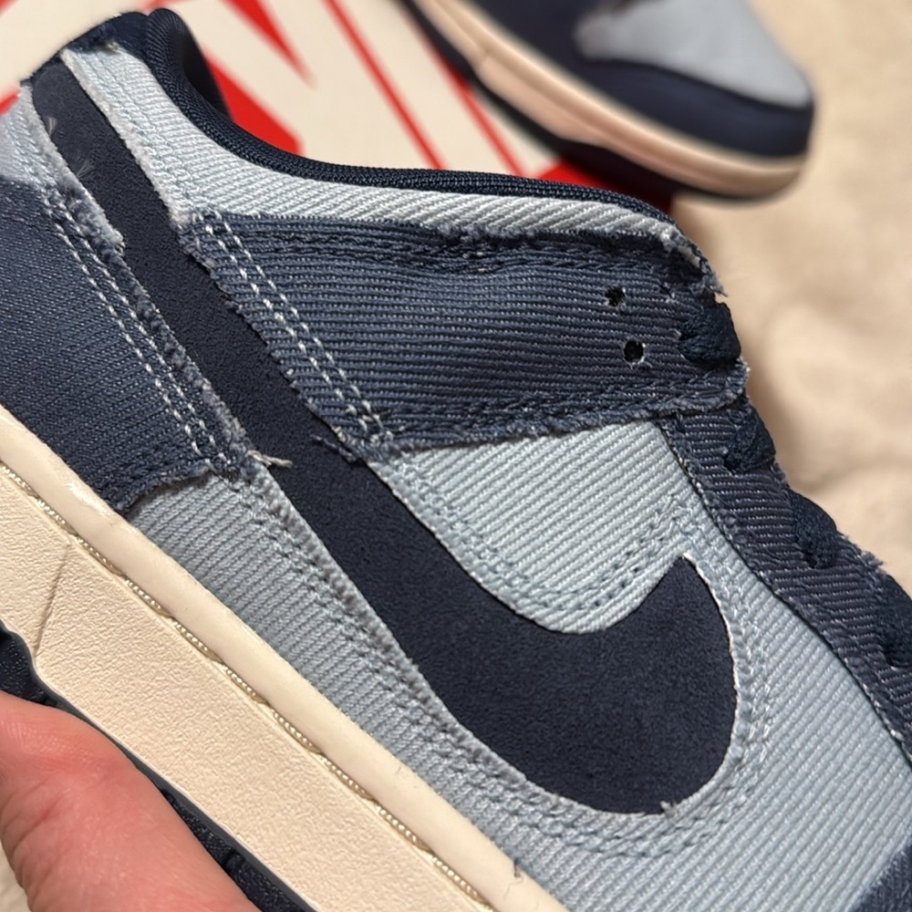 Nike Dunk Low Retro SE - Picture 9 of 13